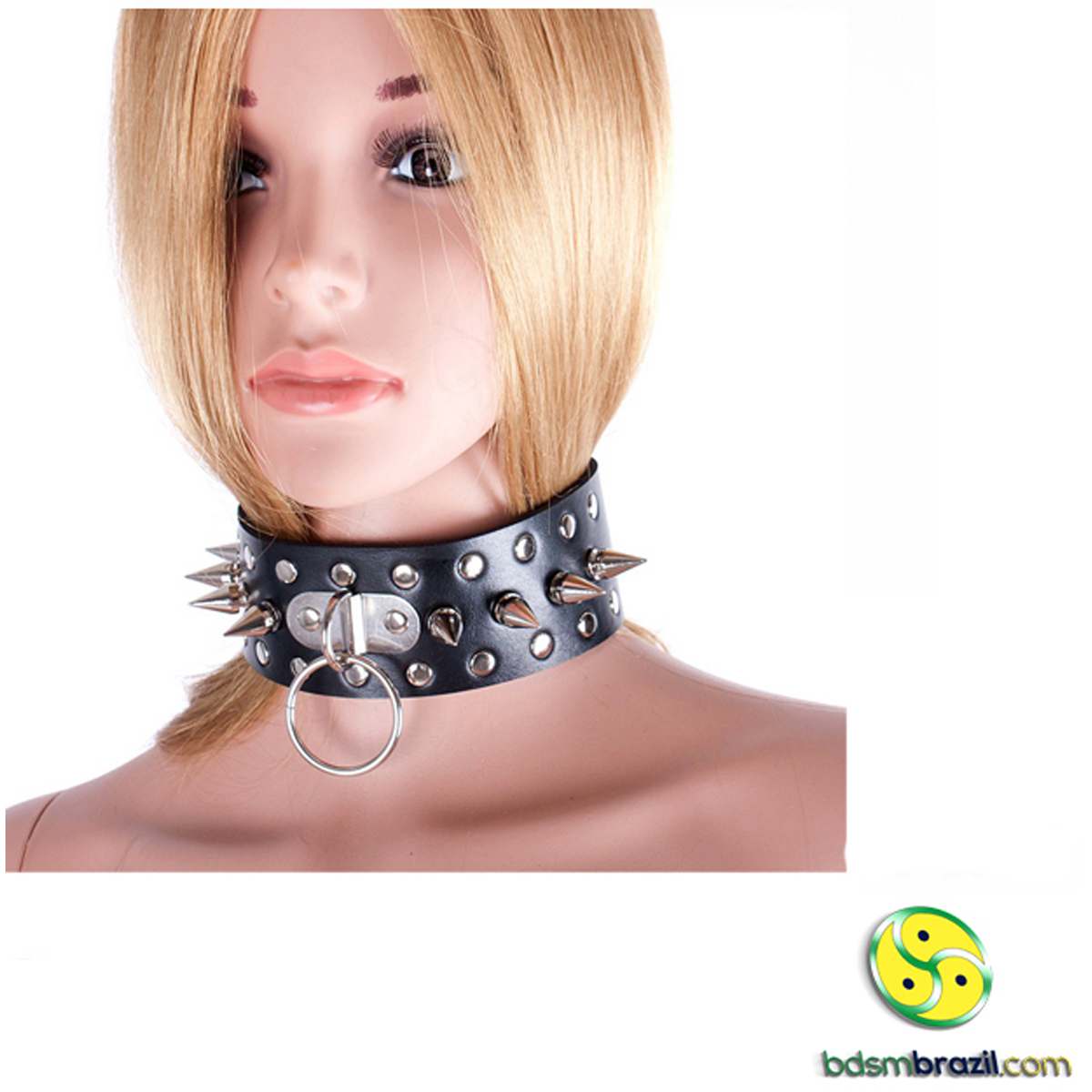 Coleira de couro com spikes